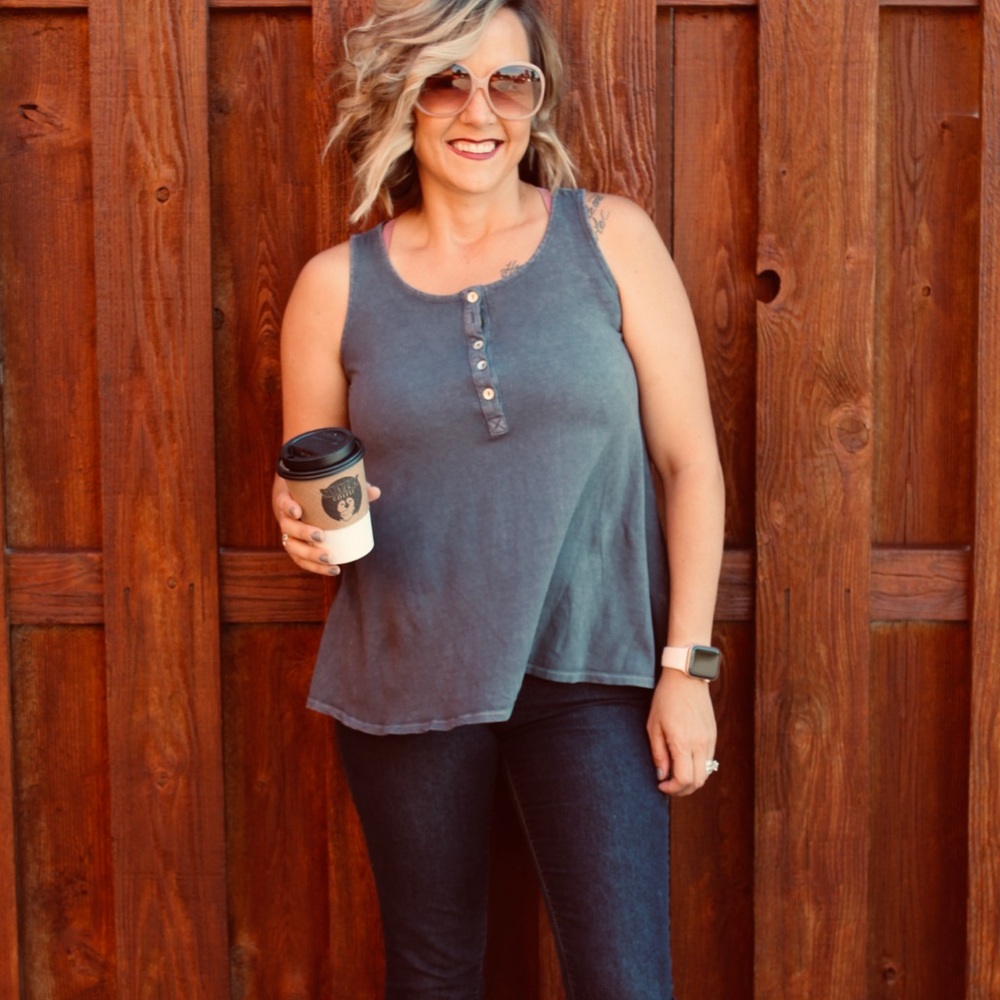 Button tank